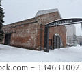 Snow falling at Kanamori Red Brick Warehouse 134631002