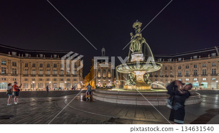 Place de la Bourse panorama and the fountains at night timelapse in Bordeaux, France. 134631540