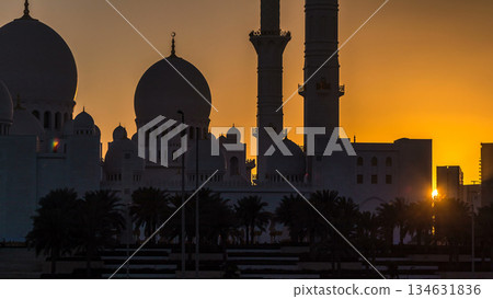 Sheikh Zayed Grand Mosque in Abu Dhabi at sunset timelapse, UAE 134631836