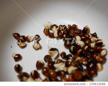 Corn that didn't turn into popcorn Corn that didn't turn into popcorn 134632686