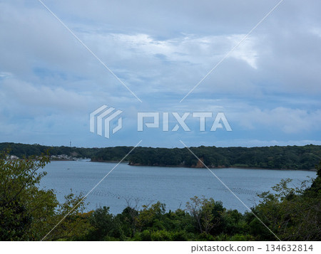Late summer on the Shima coast, Mie Prefecture Late summer on the Shima coast, Mie Prefecture 134632814