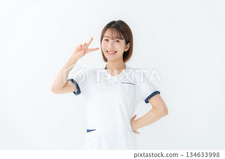 女性制服護士醫療和平 134633998