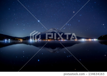 Orion sinking behind Mount Fuji reflected in Lake Yamanaka Orion sinking behind Mount Fuji reflected in Lake Yamanaka 134634163