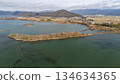 琵琶湖：由於水位下降，內島與大陸相連，這是從空中俯瞰的景象。 134634365