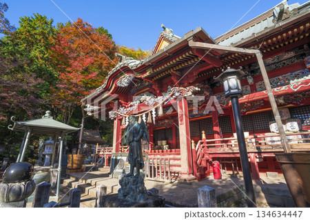 高尾山藥王院本殿與秋葉 高尾山藥王院本殿與秋葉 134634447