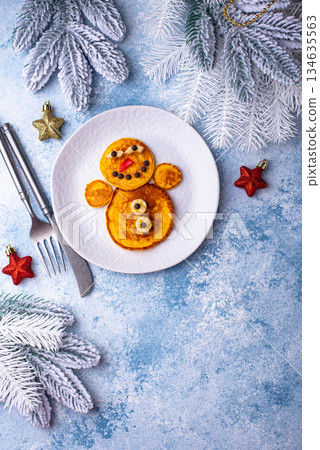 Pancakes in the shape of snowman 134635563