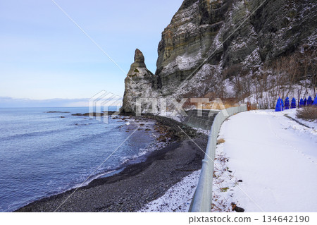 瀨塔卡穆伊岩（古平町） 134642190