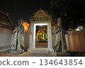 Wat Pho illuminated 134643854