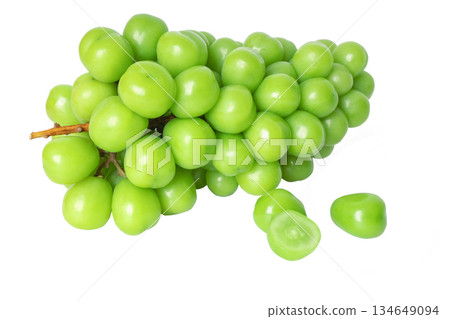Fresh green grapes cluster on white background 134649094
