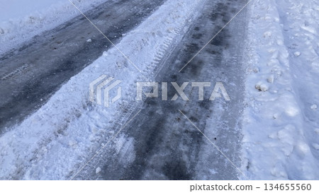 Snowy road Snowy road 134655560