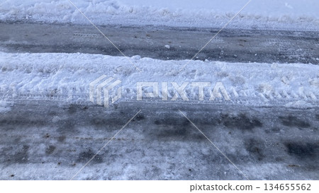 Snowy road 134655562