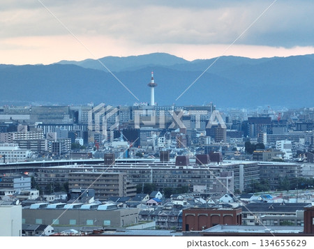 <Aerial view> A view of Kyoto Tower and the city of Kyoto 134655629