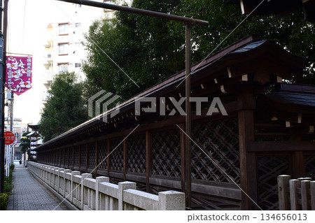 【東京文京區】湯島天神神社的牆壁 134656013