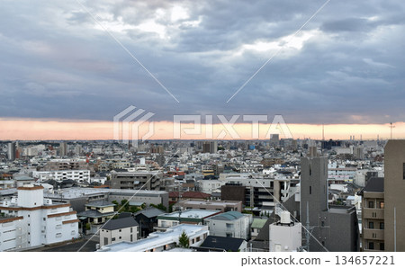 日出時分名古屋市南部的景色 134657221