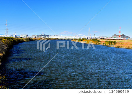 Ogi-Ohashi Bridge / Upstream from the Arakawa River / Looking towards Kohokubashi Bridge (Adachi Ward, Tokyo) [December 2025] 134660429