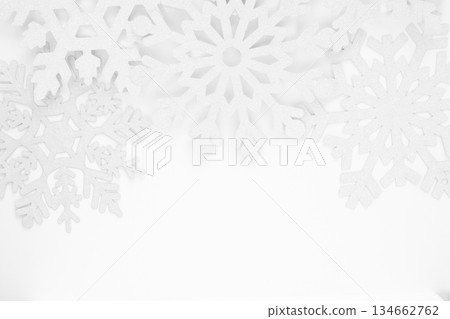 Snowflake pattern with copy space Snowflake pattern with copy space 134662762