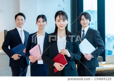 Business person working in the office Business person working in the office 134664120