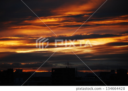 黃昏的天空 黃昏的天空 134664428