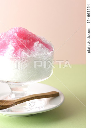 草莓糖漿刨冰 134665264