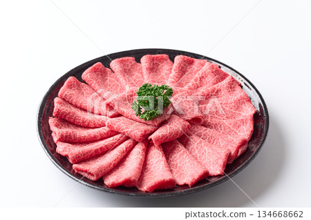 Thinly sliced domestic Wagyu beef shoulder for shabu-shabu Thinly sliced domestic Wagyu beef shoulder for shabu-shabu 134668662