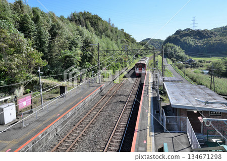 熊本縣,田原坂站,月台和列車景觀 熊本縣,田原坂站,月台和列車景觀 134671298