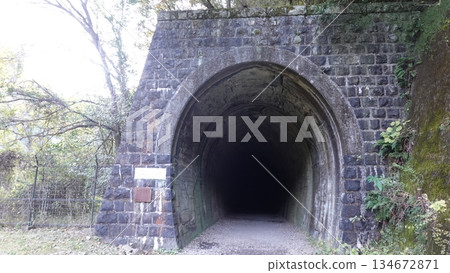 Waste wire and tunnel Waste wire and tunnel 134672871