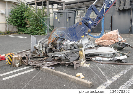 [Store demolition and heavy machinery] 134678292