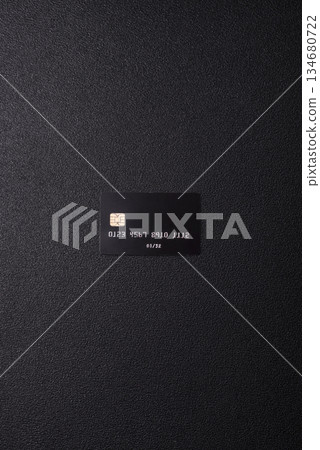 A credit card for contactless cashless payments via a terminal or online. A credit card 134680722