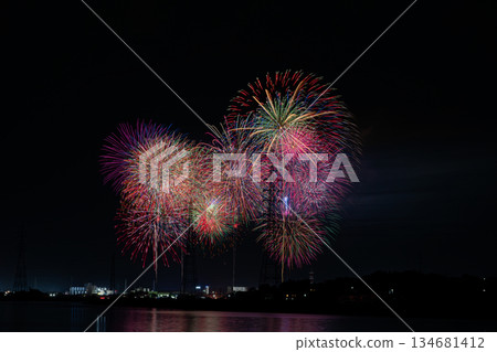 Scenes from the Atsumi Peninsula Fireworks Festival in Tahara City (Aichi Prefecture) Scenes from the Atsumi Peninsula Fireworks Festival in Tahara City (Aichi Prefecture) 134681412