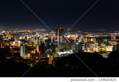 Night view from Mount Hanaoka in Kumamoto 134685925