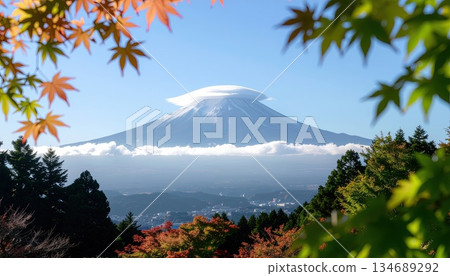 人工智慧影像:富士山雲霧繚繞,藍天白雲 人工智慧影像:富士山雲霧繚繞,藍天白雲 134689292