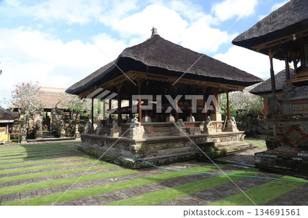 巴圖安寺,烏布,峇裡島 巴圖安寺,烏布,峇裡島 134691561