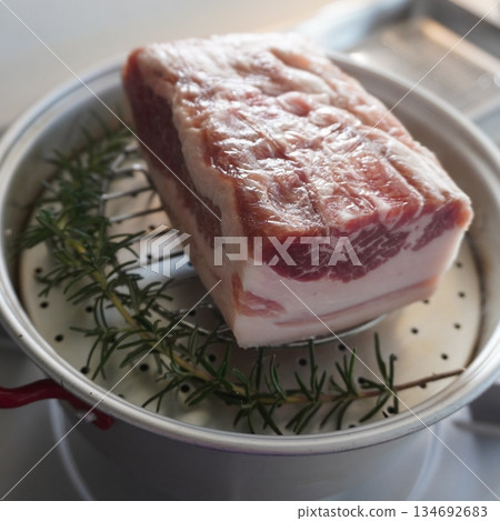 "Homemade smoked food (before smoking)" 134692683