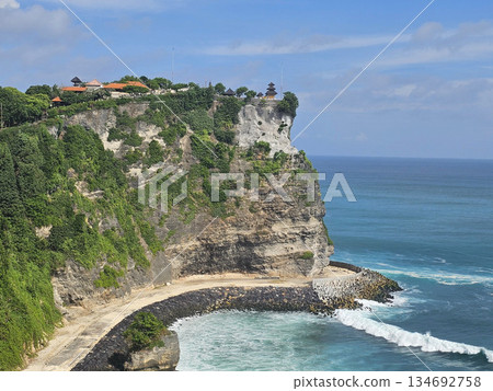Bali Uluwatu Temple 134692758