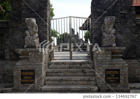 Bali Uluwatu Temple Bali Uluwatu Temple 134692767