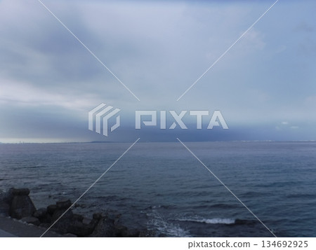 雨海岸 134692925