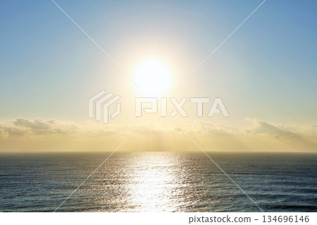 Katsuura, Chiba Prefecture, Morning sun and sea Katsuura, Chiba Prefecture, Morning sun and sea 134696146