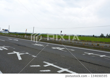 日本最長的直線公路-國道12號沿途風光 日本最長的直線公路-國道12號沿途風光 134698595