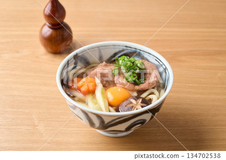 Beef suki udon Beef suki udon 134702538