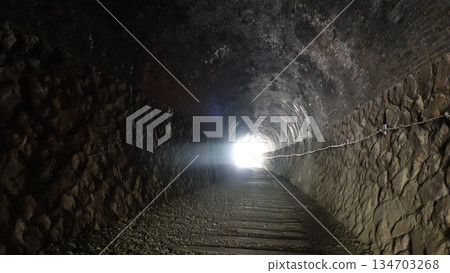 Waste wire and tunnel Waste wire and tunnel 134703268