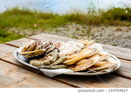 Seafood prepared outdoors (Photography provided by Oki Seaside Resort Miyabi) Seafood prepared outdoors (Photography provided by Oki Seaside Resort Miyabi) 134704927