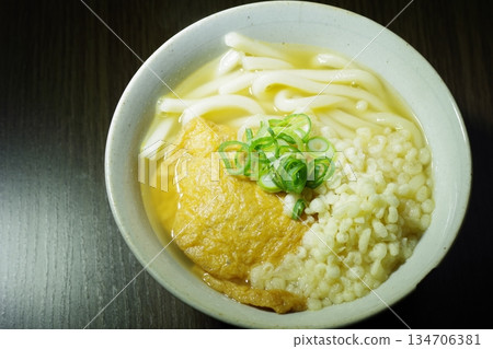 麵條用油炸豆腐 134706381