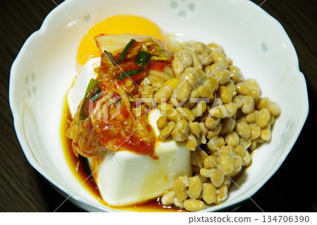 Kimchi natto Kimchi natto 134706390