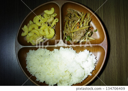 Delicious dinner 134706409