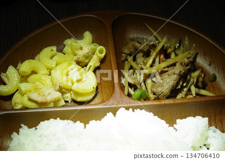 美味的晚餐 134706410