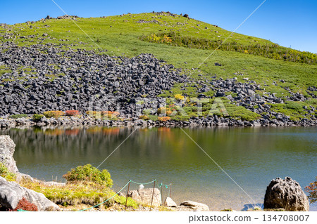 Hakuba Oike Pond and Mount Norikura - Traverse from Hakuba Oike Pond to Mount Hakuba in the Northern Alps Hakuba Oike Pond and Mount Norikura - Traverse from Hakuba Oike Pond to Mount Hakuba in the Northern Alps 134708007