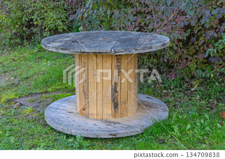 Wooden Cable Reel Table 134709838