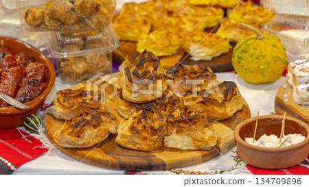 Savory Crinkle Pie Pastry 134709896