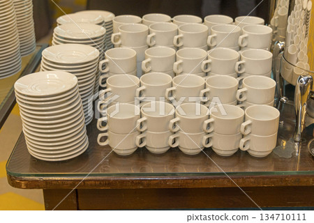 White Ceramic Mugs Saucers 134710111