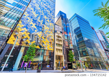 東京中央區銀座城市景觀，靠近銀座七丁目交叉口 134715142